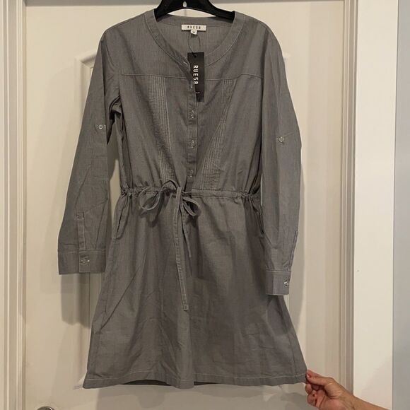RUE58 GREY AND WHITE SHIRTDRESS.  NEW - Picture 8 of 14
